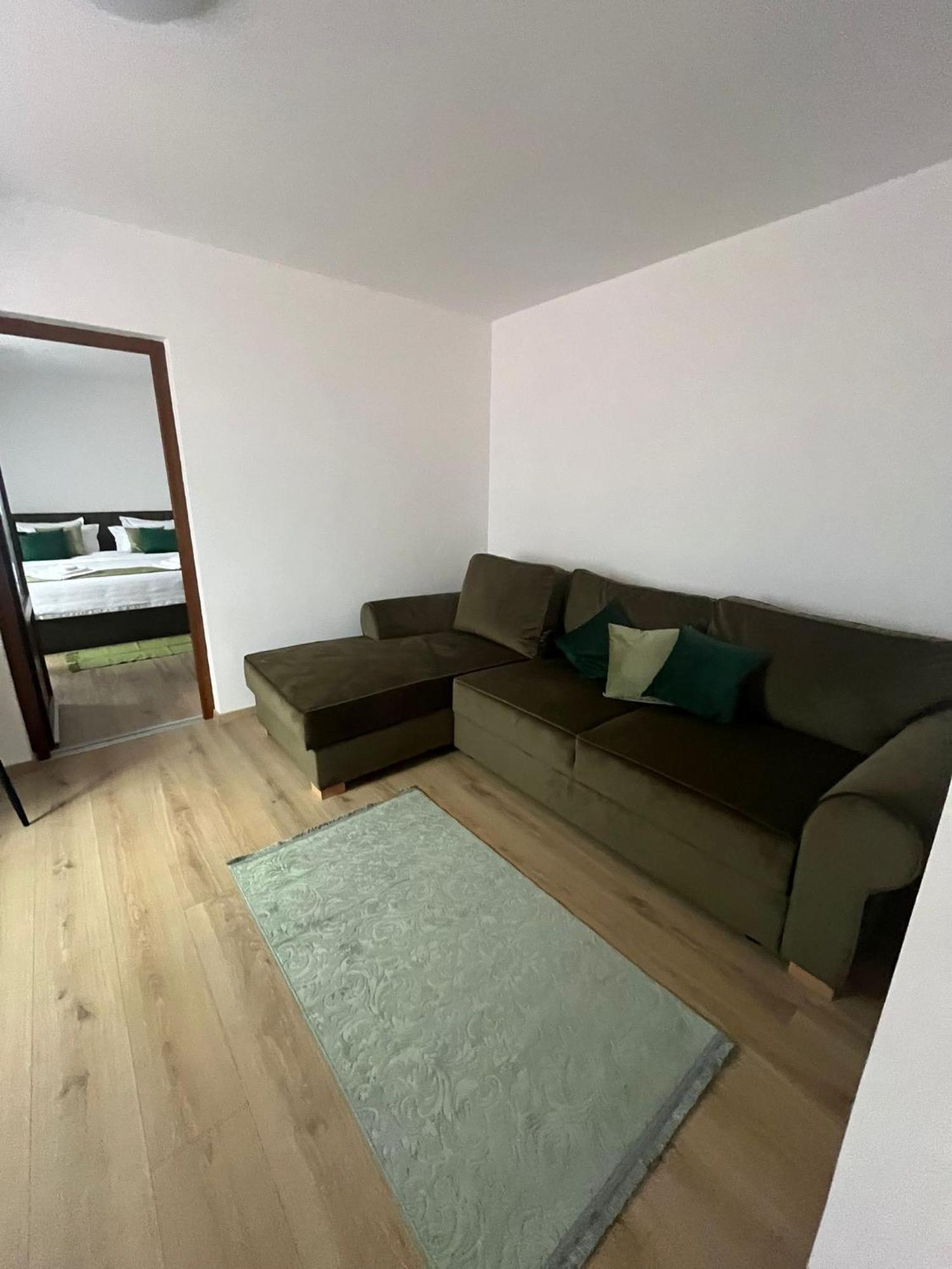 Kilometru108 Otel Leordina Dış mekan fotoğraf