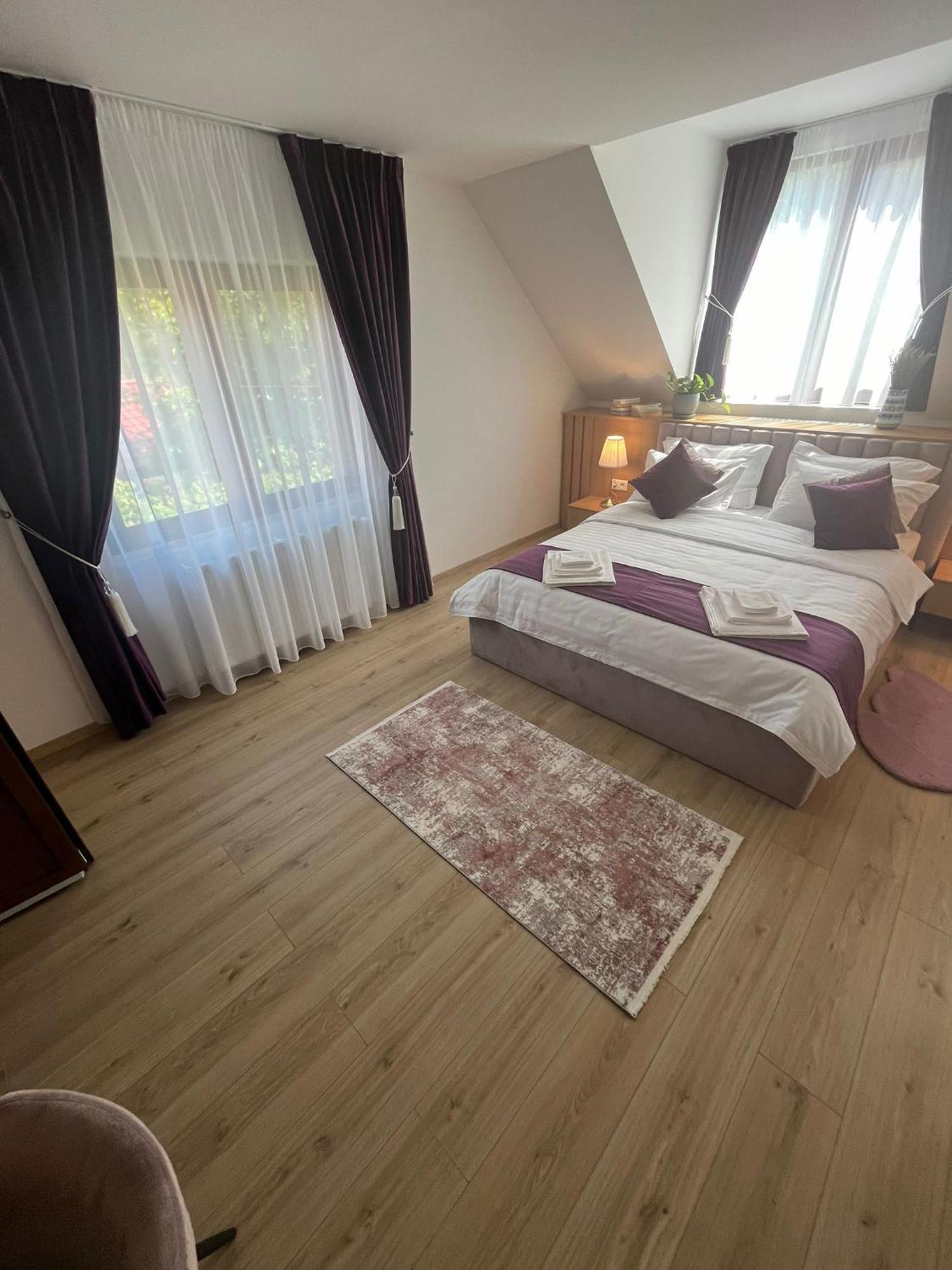 Kilometru108 Otel Leordina Dış mekan fotoğraf
