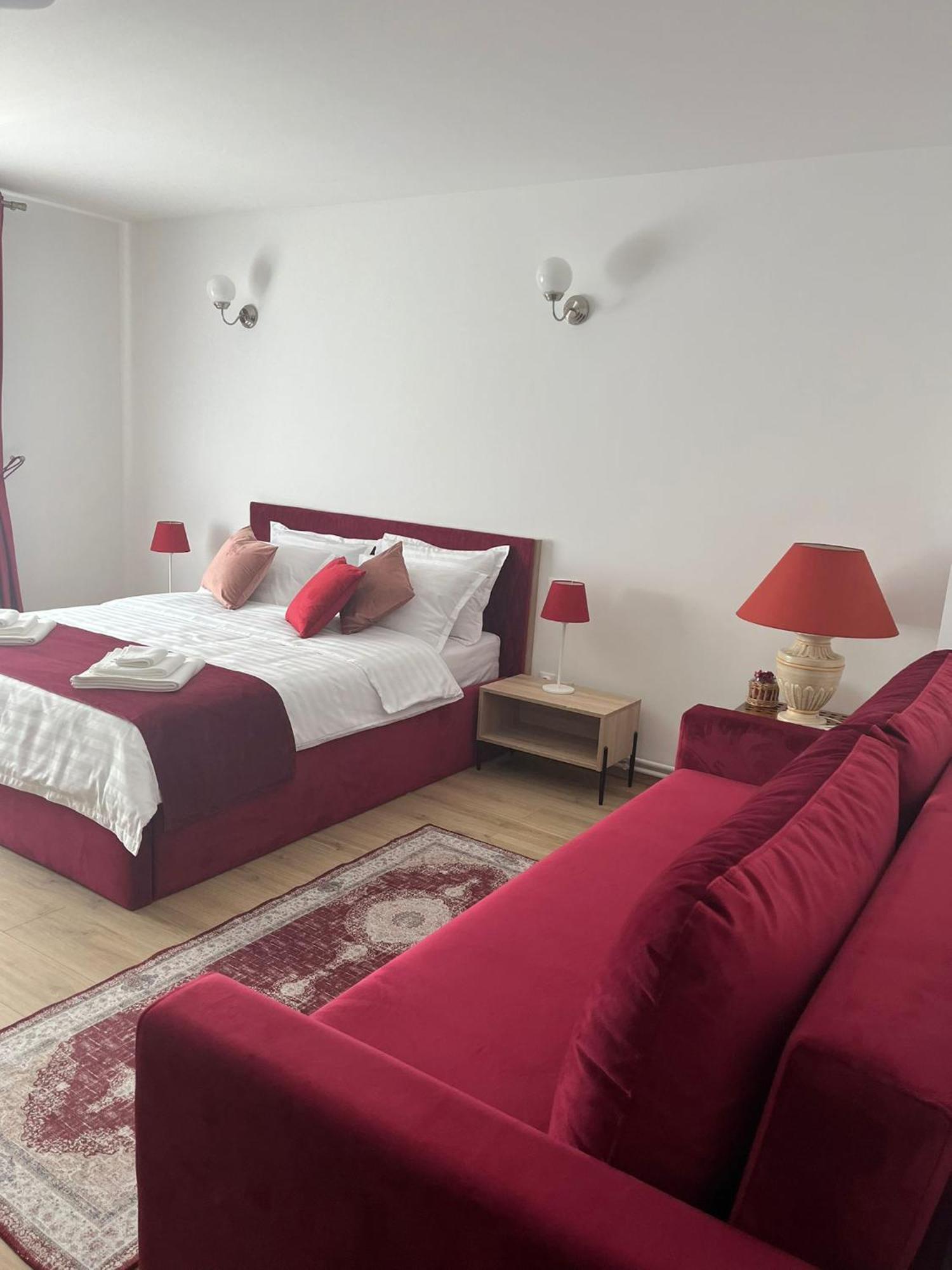 Kilometru108 Otel Leordina Dış mekan fotoğraf